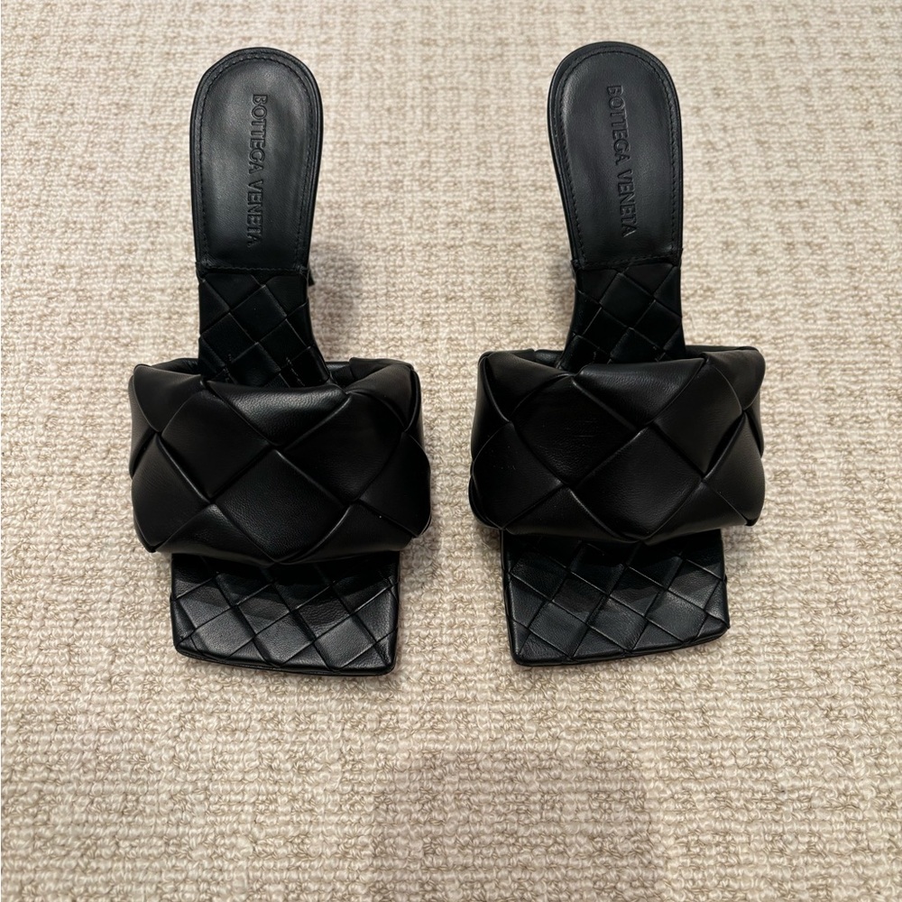 Bottega Lido Black Mules